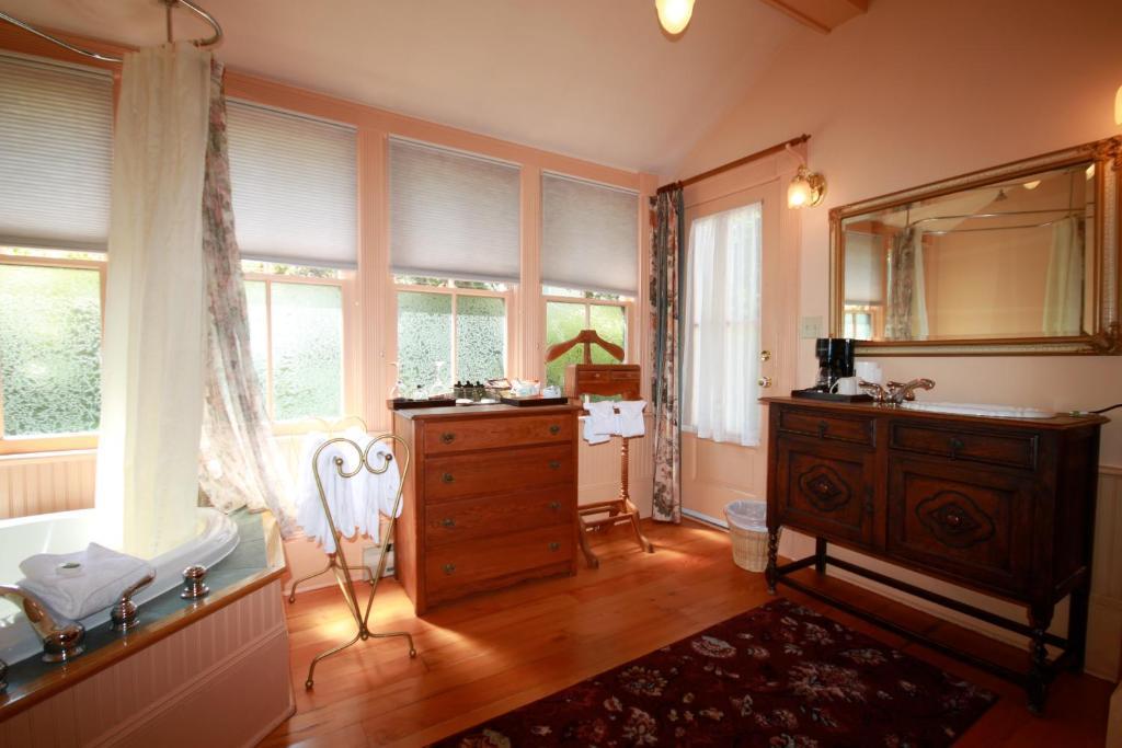 Spinnakers Gastro Brewpub & Guesthouses Victoria Zimmer foto
